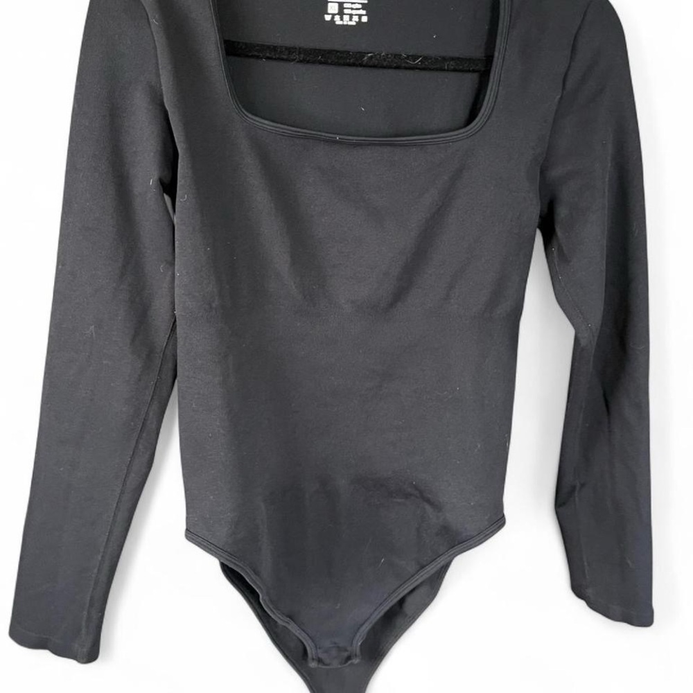 OQQ Seamless Black Long Sleeve Square Neck Bodysuit Size XL Brand New